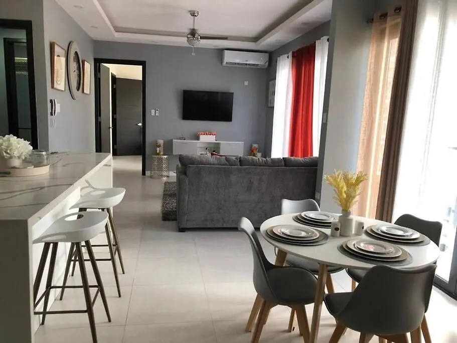 Paradise Haven At Waterloo Kingston 0*,